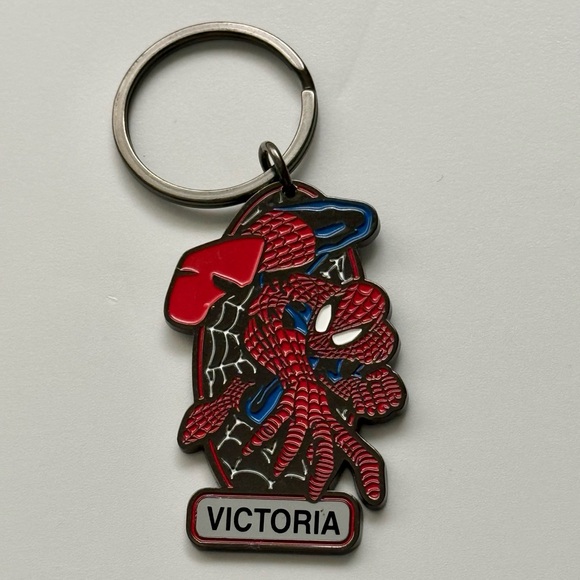 SPIDERMAN Keychain Marvel Universal
Studios Orlando Personalized VICTORIA - Picture 2 of 4